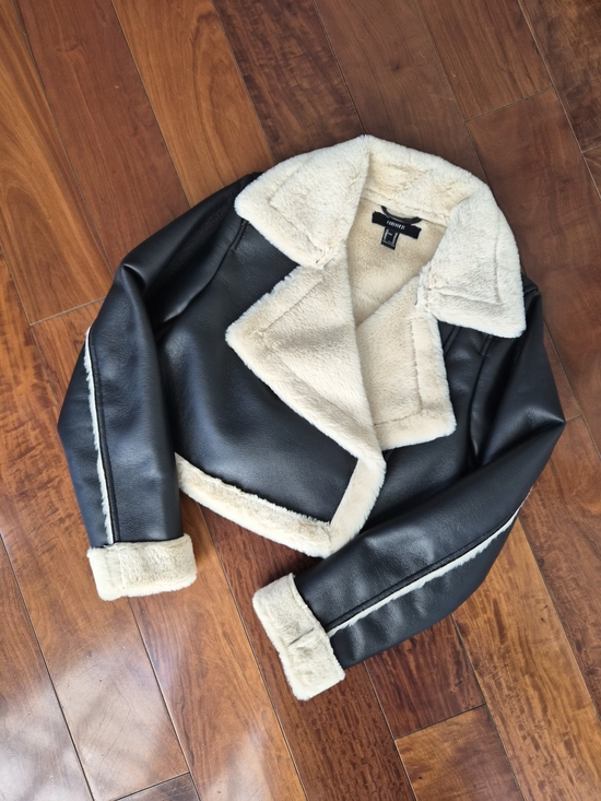 Forever 21 Jackets & Blazers - Forever 21 Cropped Faux Fur Moto Jacket Black/Cream XS